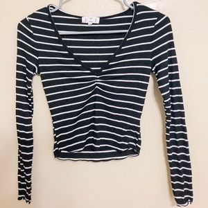 BRAND NEW Ivy & Main Crop